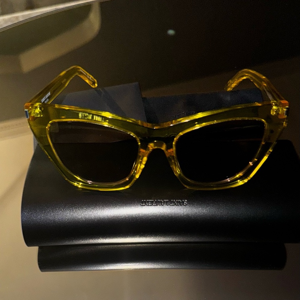 Saint Laurent Eyewear View 3